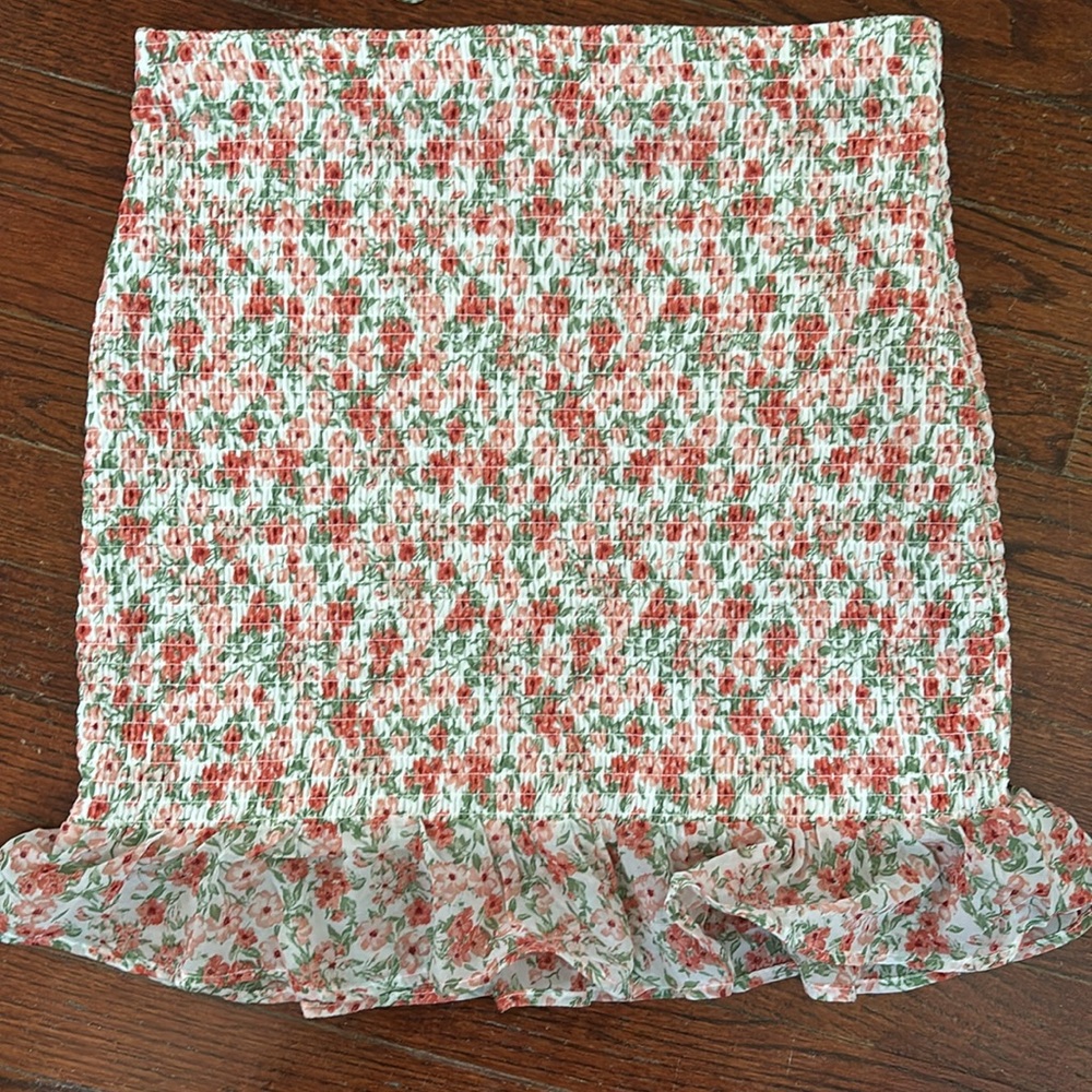 Two Piece Set - Picture 2 of 4